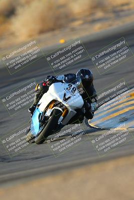 media/Oct-06-2024-Race Pace (Sun) [[d7d39ec7ad]]/1-Turn 10 (730am)/